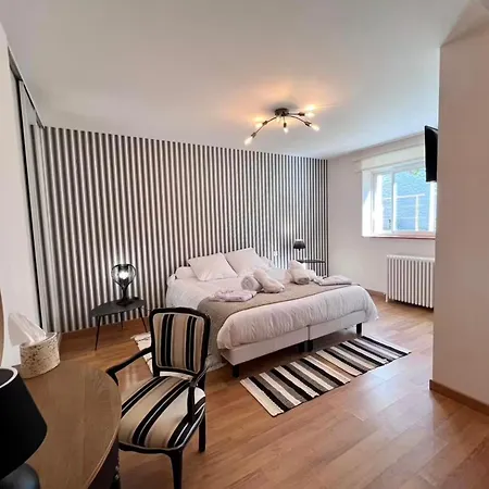 L'envie 招待所 埃梅